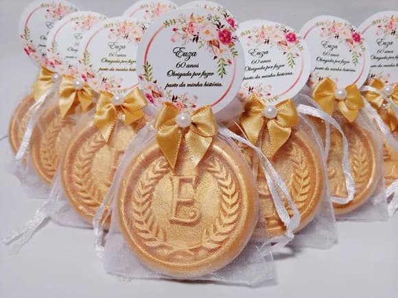 Lembrancinha 60 Anos, Sabonete Letra Inicial Personalizada