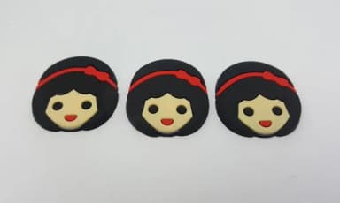 Aplique da Branca de Neve Emborrachado de 2,6cm