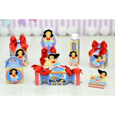 Kit 30 Lembrancinhas Mulher Maravilha