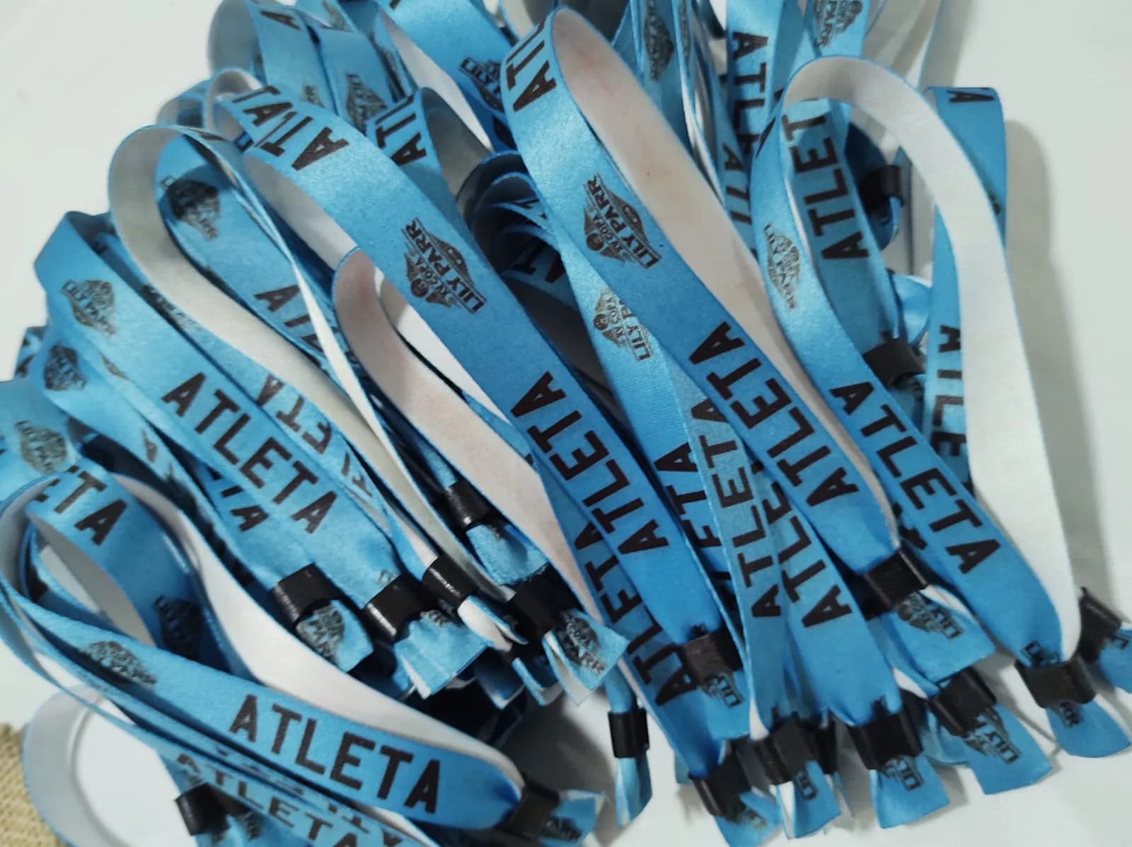 Pulseiras Personalizadas de Tecido Festas e Eventos !