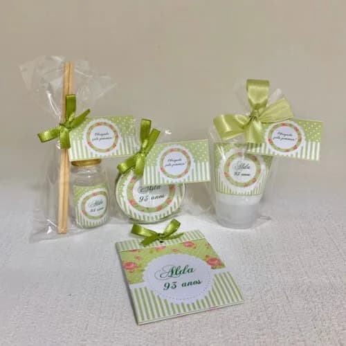 Lembrança 80 anos Kit com 20 de cada