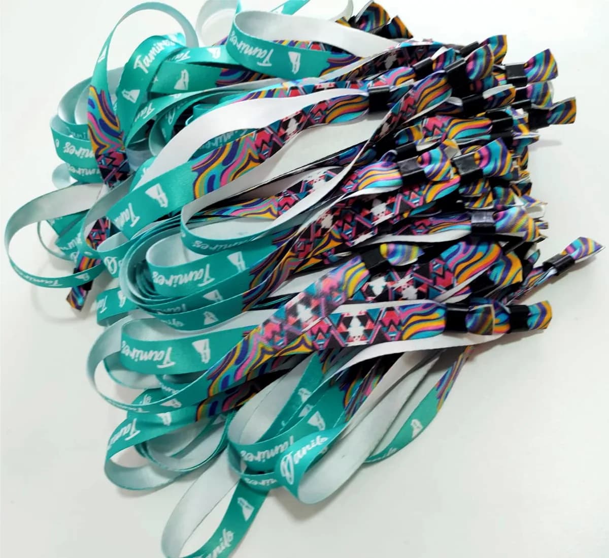 Pulseiras Personalizadas de Tecido Festas e Eventos !
