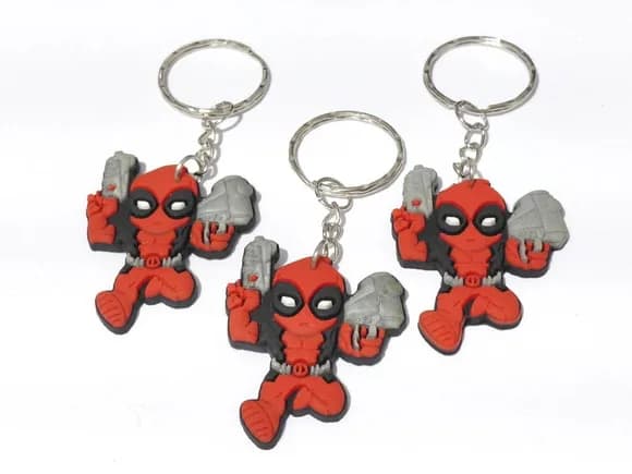 Chaveiro Deadpool Emborrachado Pacote com 6 Unidades
