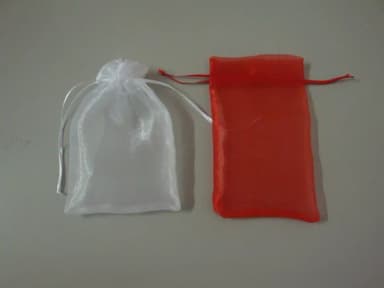 Saquinho 10x17 Organza Cristal C/fita e Tag Pacote com 40 un