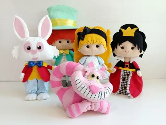 Combo Alice no País das Maravilhas e Seus Amigos.
