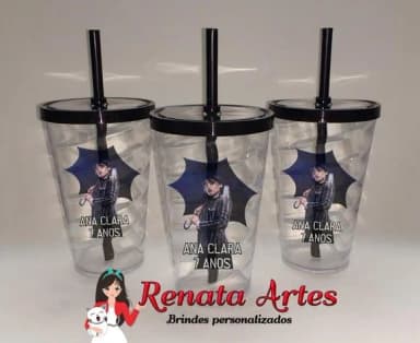 Copo com Canudo 500ml Wandinha