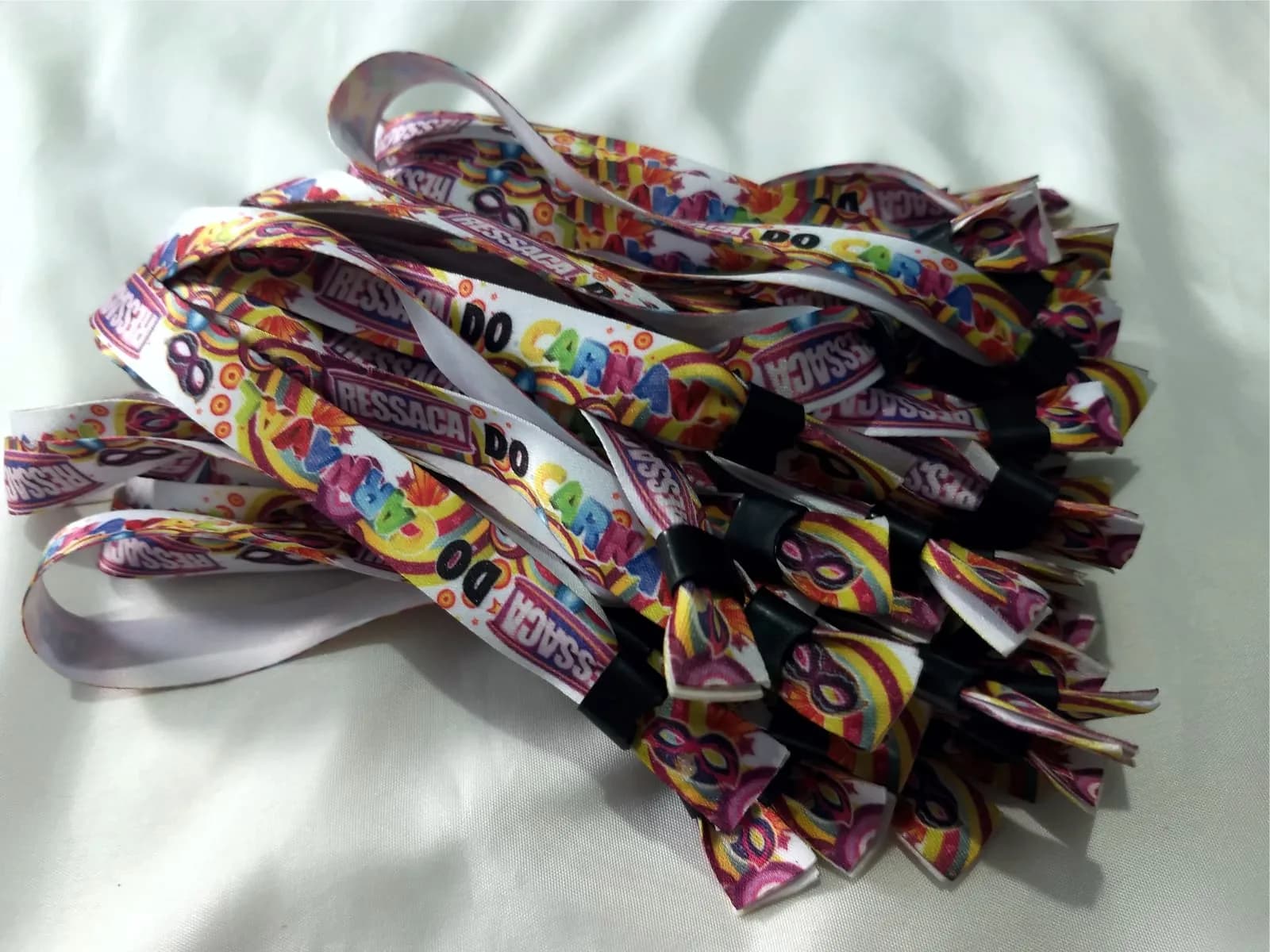 Pulseiras Personalizadas de Tecido Festas e Eventos !