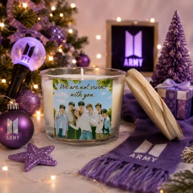 Vela Aromática no Copo Personalizada Natal BTS - Army  - Bangtan - Velas Perfumadas | Aromáticas e Decorativas