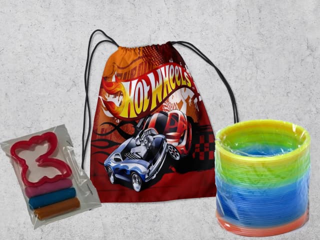 Kit Mochilinha + Mini Massinha de modelar e Mola Maluca  Casa Magica Hot Wells