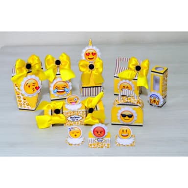 Kit 60 Lembrancinhas Emoji