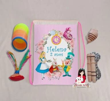 Mochila Boa Infância Tema Alice no País das Maravilhas