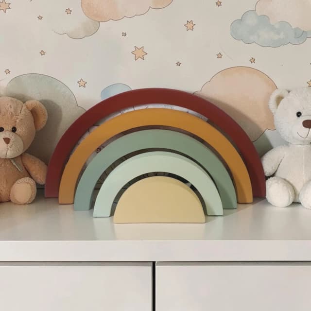 Arco iris de mdf decorativo/ Enfeite de festa, decoração pra quarto de bebe.
