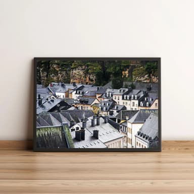 Quadro Vila com Casa de Telhados Pretos 13
