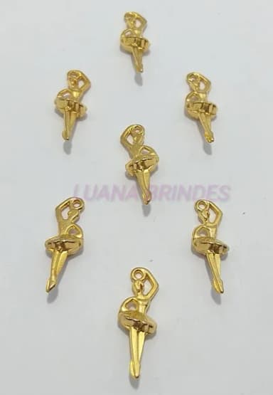 Pingente Bailarina de Metal em Dourado - pct c/10 unid