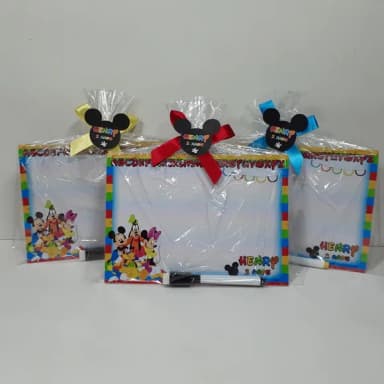 Lousa em mdf Turma do Mickey