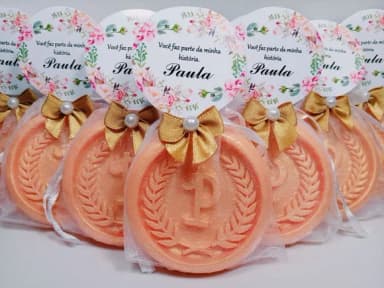 Lembrancinha Personalizada: Sabonete Letra Inicial do Nome