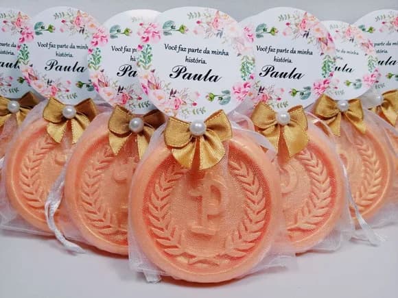 Lembrancinha Personalizada: Sabonete Letra Inicial do Nome