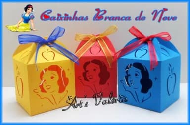 Caixinha com Recorte Branca de Neve