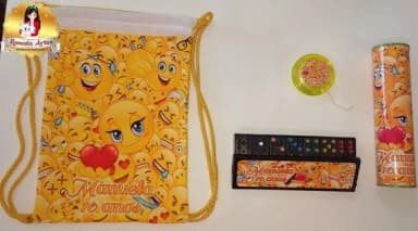 Kit Jogos na Mochila Emojis