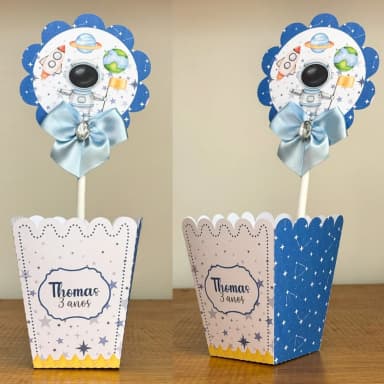 PEGUE E MONTE - Centro de Mesa ASTRONAUTA MENINO - Decoração de Festa | Lembrancinhas | Aniversário | Personalizados