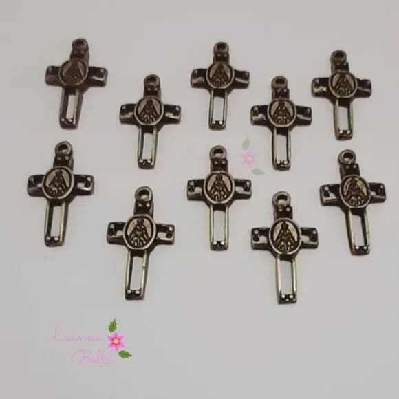Pingente Crucifixo de Metal Dourado - pacts c/10 unds