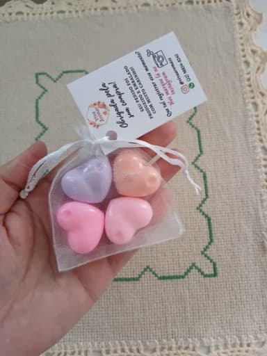 Lembrancinha 4 Sabonetinhos de Coração