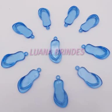 Pingente de chinelo azul em acrílico - pct c/ 20 unidades