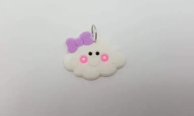 Pingente de Nuvem Fofinha Emborrachado de 2,8cm