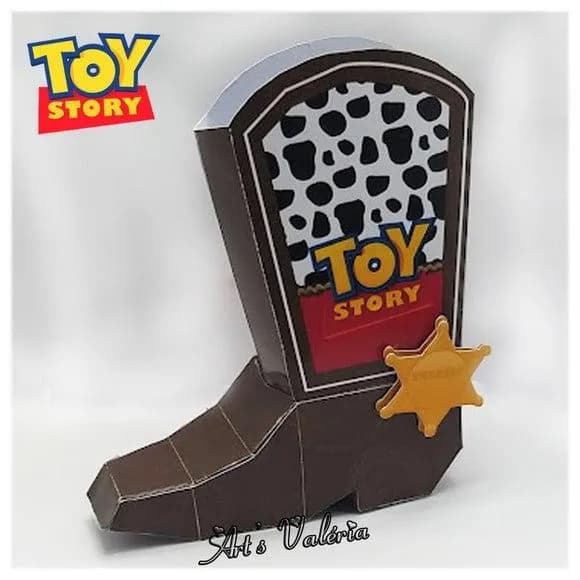 Bota do Woody Toy Story - Envio Desmontada
