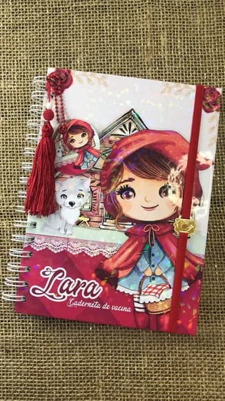 Caderneta de Saúde Personalizada - Chapeuzinho Vermelho