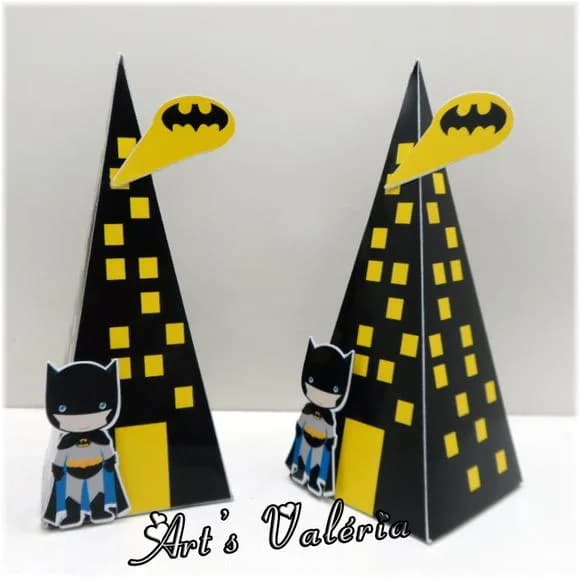 Caixa Piramide Prédio do Batman