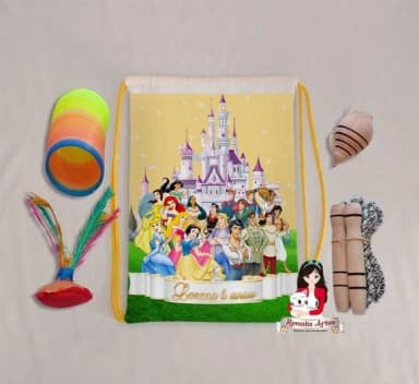Mochila Boa Infância Tema Princesas Unissex