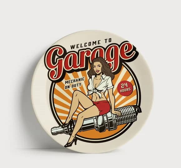 Prato Decorativo Garage Mechanic On Duty - Porcelana 21cm