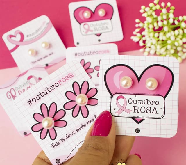 Brinquinho de perola - mimo Outubro rosa