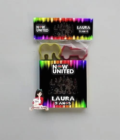 Massinha de Modelar Personalizada na Lapela Now United