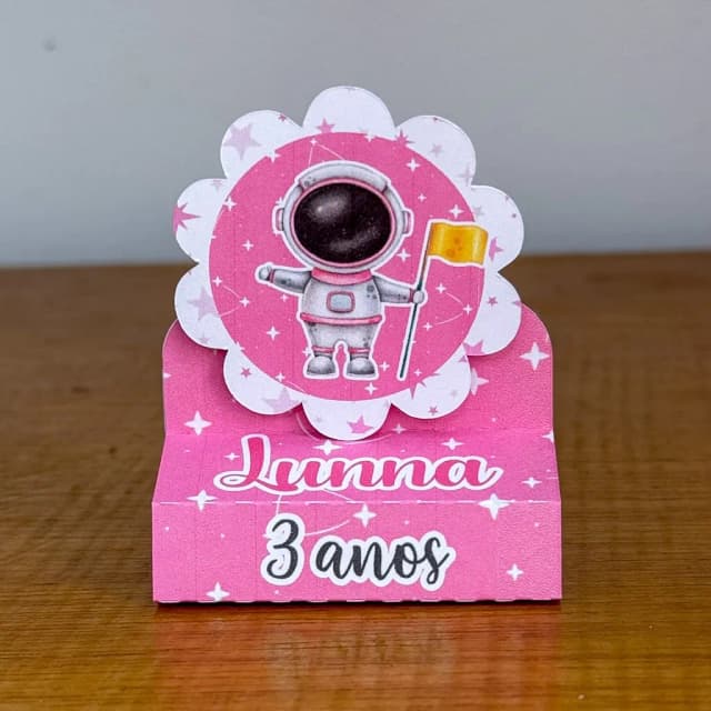 PEGUE E MONTE - Porta Bis Duplo Personalizados ASTRONAUTA MENINA - Decoração de Festa | Lembrancinhas | Aniversário | Personalizados
