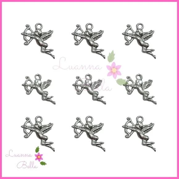 Pingente Anjinho de metal prateado - Pct c/ 10 unds