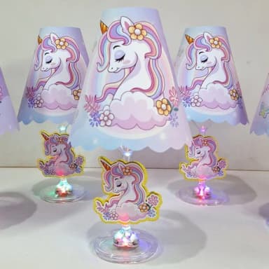 Centro de Mesa Abajur com Led Unicórnio