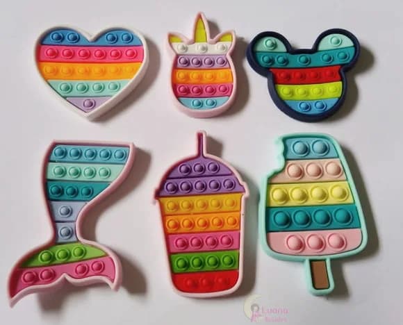 Apliques Pop It Fidget Variados de borracha - pct c/6 uni