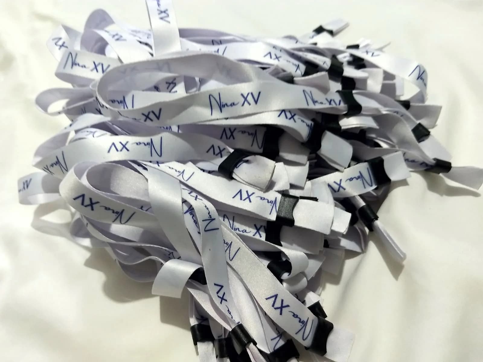 Pulseiras Personalizadas de Tecido Festas e Eventos !