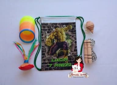 Mochila Boa Infância Tema Incrível Hulk