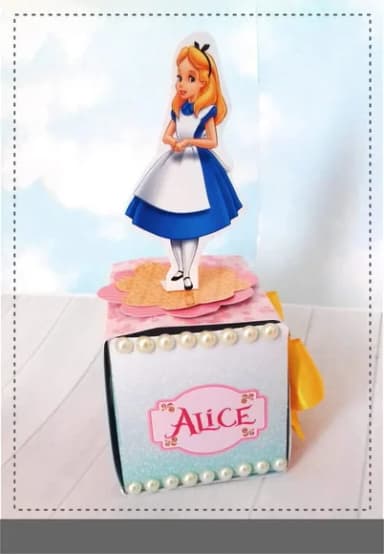 Kit 30 Lembrancinhas Alice no País das Maravilhas