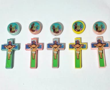 Cruz e Entremeio de Madeira Frente e Verso 4 Kits Variados