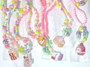 Kit Colar e Pulseira Infantil Acrílico Pacote com 1 Kit