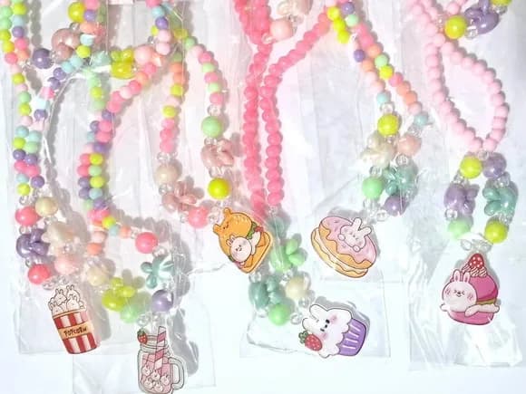 Kit Colar e Pulseira Infantil Acrílico Pacote com 1 Kit