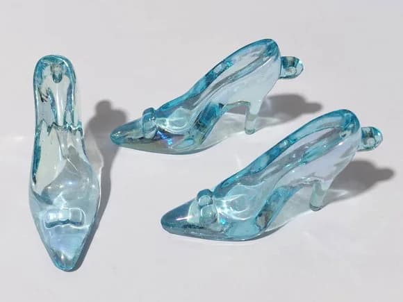 Pingente Sapatinho Azul Cristal Furta Cor 5cm - 20 Unidades