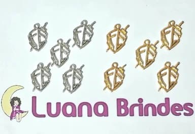 Pingente Escudo Fé de Metal Dourado e Prata Pacotes com 10 U