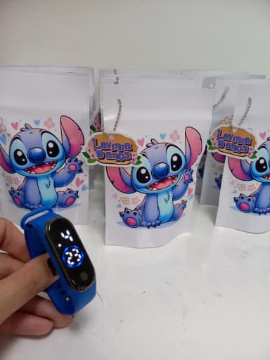 10 Lembrancinha Relógio digital no saquinho personalizado