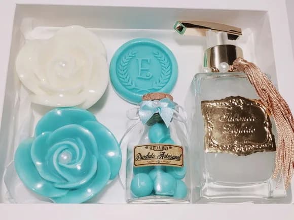 Presente de Aniversário, Sabonete Líquido Luxo com Sabonetes