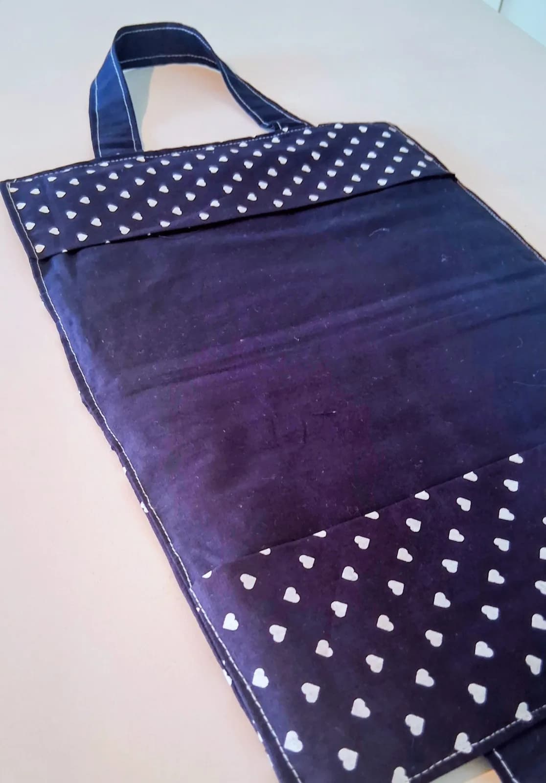 Capa de Livro em tecido com bolso estampa de coração